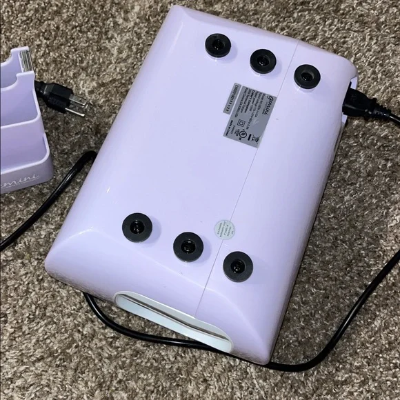 Crafters Companion Gemini Junior Die Cutting Machine in Light Purple - Picture 4 of 7